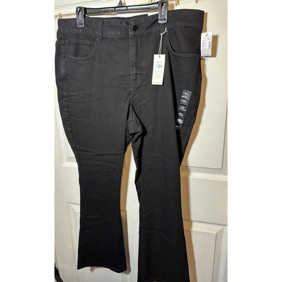 Maurices Jeans Women’s Size 20 Short Black Baby Boot Ever Flex Pants Hi Rise NWT - Picture 1 of 13